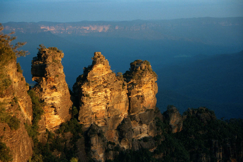 Three Sisters Blue Mountains